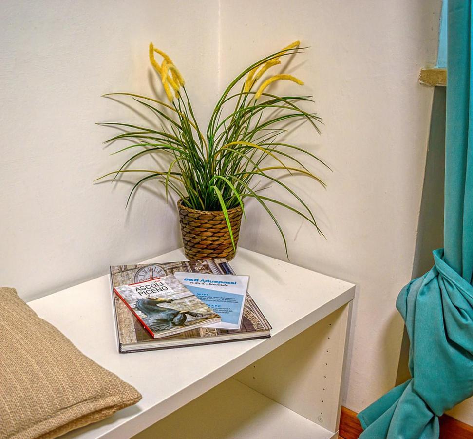 Aduepassi Bed and Breakfast Ascoli Piceno Buitenkant foto