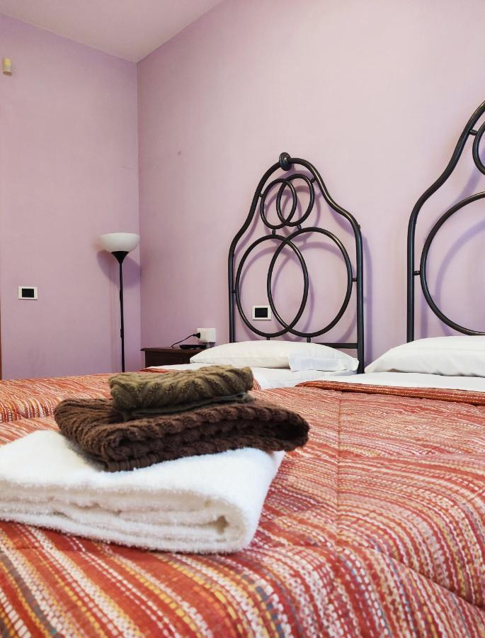 Aduepassi Bed and Breakfast Ascoli Piceno Buitenkant foto